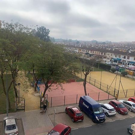 Vistas Desde Montequinto Apartamento Dos Hermanas Exterior foto
